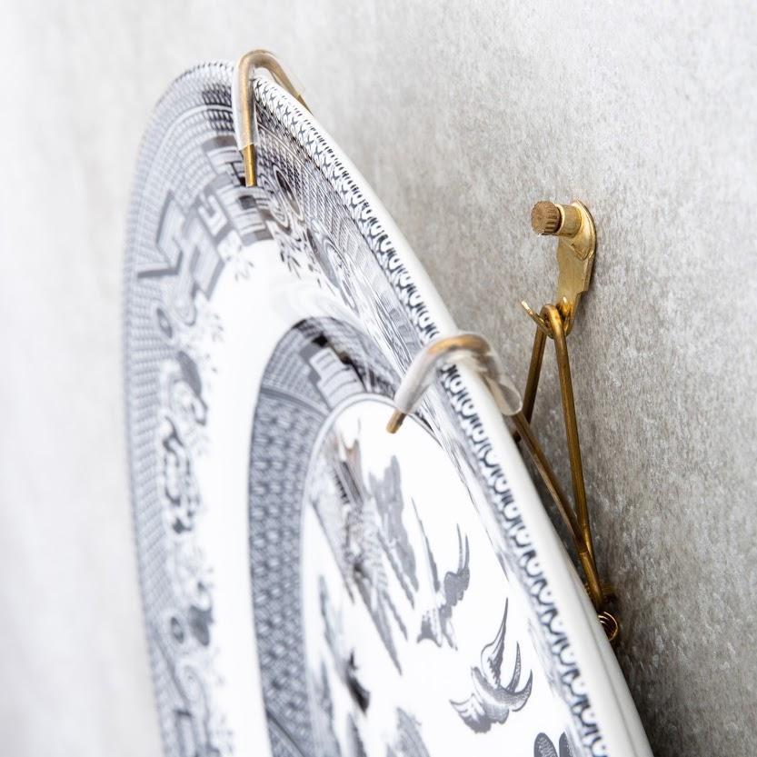 Plate & Tray Hanger