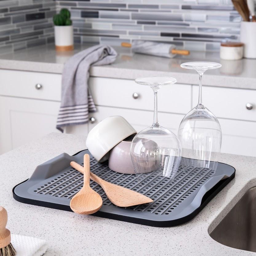 Gray Silicone Drying Mat
